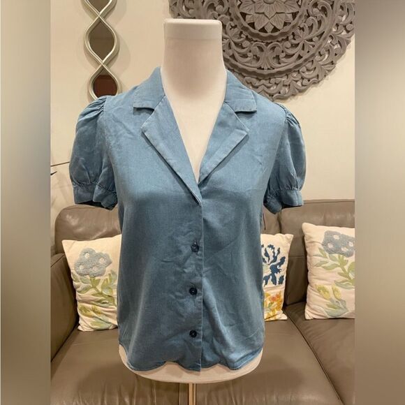 LAUNDRY By SHELLI SEGAL Denim
Buttoned Shirt - Picture 1 of 16